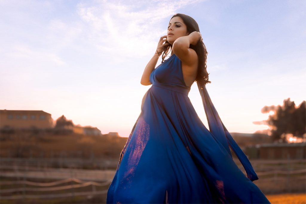 Maternity picture blue dress fotografía maternidad vestido azul zwangerschapsfotografie blauwe jurk